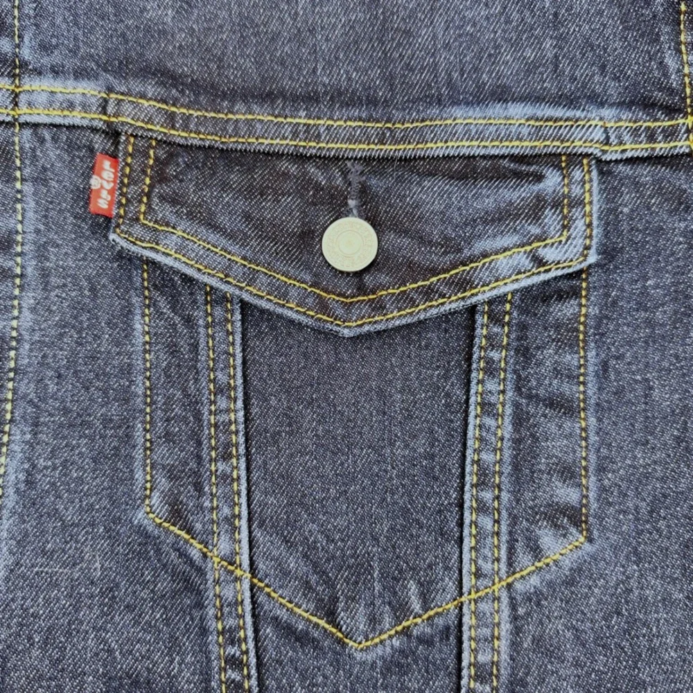 Levi Strauss Co Mens XL Trucker Jacket Dark Wash Denim XL NEW W/TAGS! - Picture 4 of 13